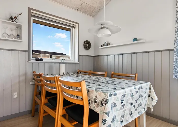 Redningsvejen Nord 67 *